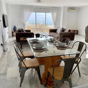 https://puerto-banus-duplex-centric-waterfront-3-bedroom.es-andalucia.com