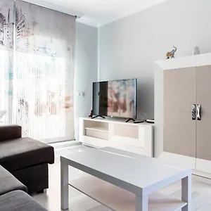https://apartamento-torremolinos-marife.1costadelsol.com